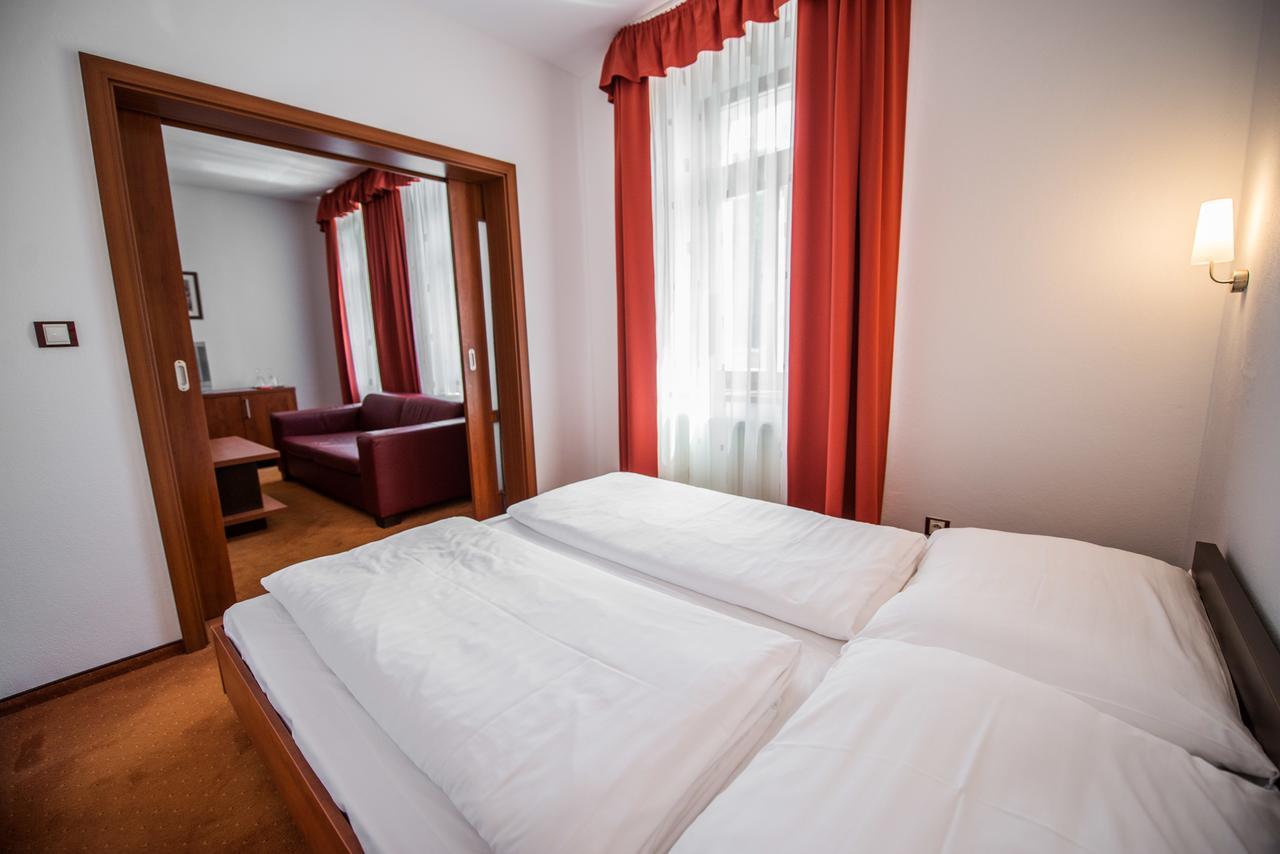 Garni Hotel Praha Trenčianske Teplice Eksteriør billede